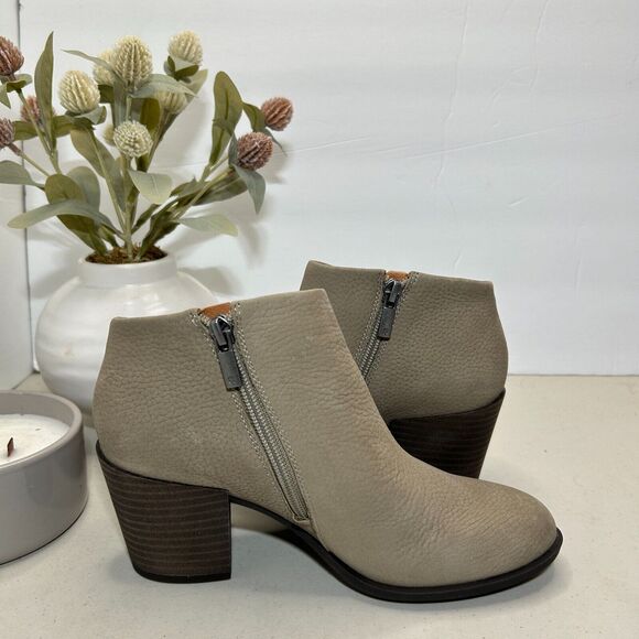 Lucky Brand Bellita Leather Heeled Ankle Booties Side Zip Taupe Womens US 6 NWOB - Picture 7 of 12